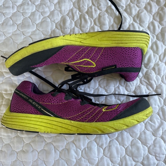 Brooks Green Silence Running Shoes Women's Size 11 - Picture 3 of 10